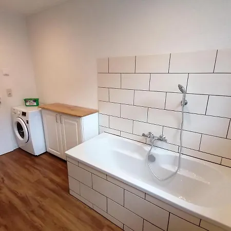 Lägenhet 85 Qm Pauluste Mit Terasse Und Garten *