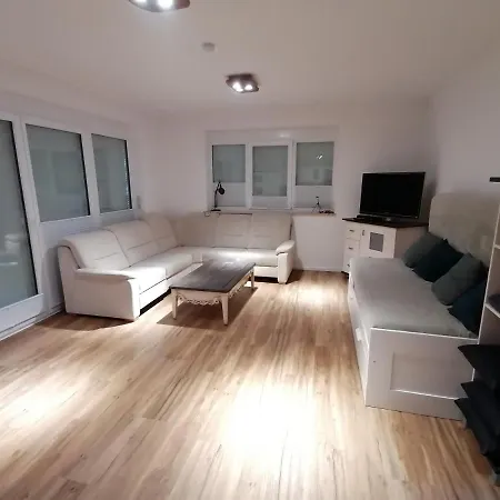 شقة 85 Qm Pauluste Mit Terasse Und Garten *