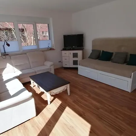 85 Qm Pauluste Mit Terasse Und Garten