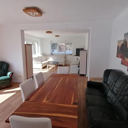 85 Qm Pauluste Mit Terasse Und Garten *