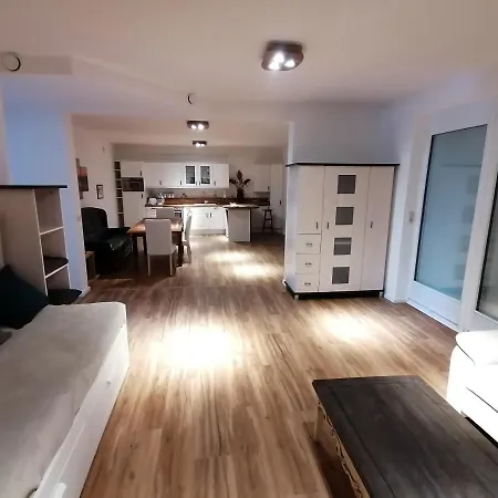 Lägenhet 85 Qm Pauluste Mit Terasse Und Garten *