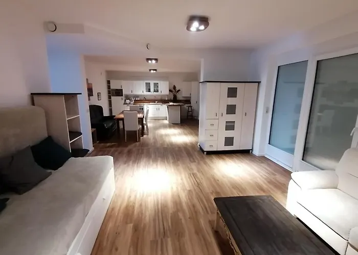 Apartment 85 Qm Pauluste Mit Terasse Und Garten *